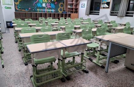 中小學家具