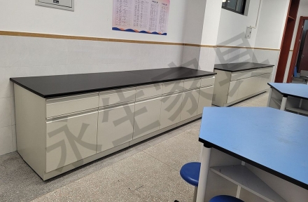 中小學家具